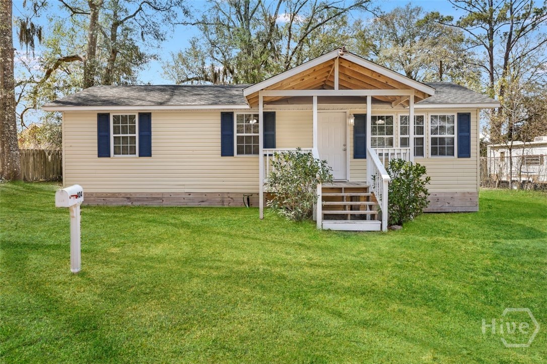 404 South Maple Street Springfield, GA 31329 - Photo 2 of 13