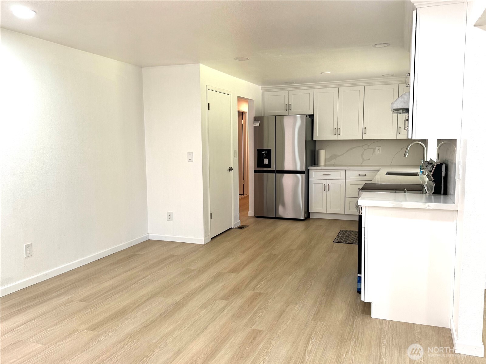 12602 Military Road East Puyallup, WA 98374 - Photo 3 of 19