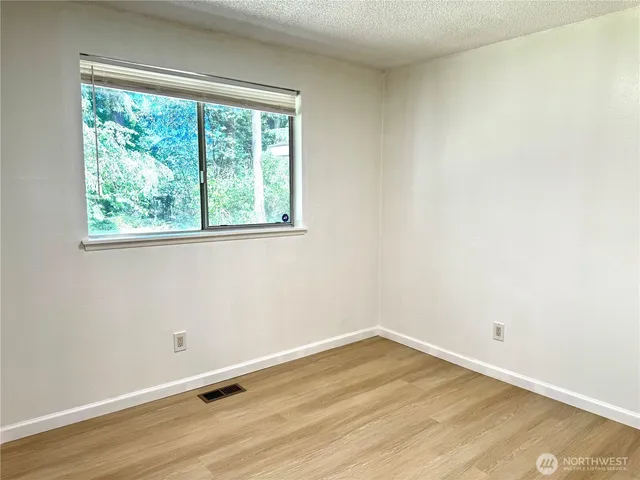 $599,000 | 12602 Military Road East, Puyallup, WA 98374