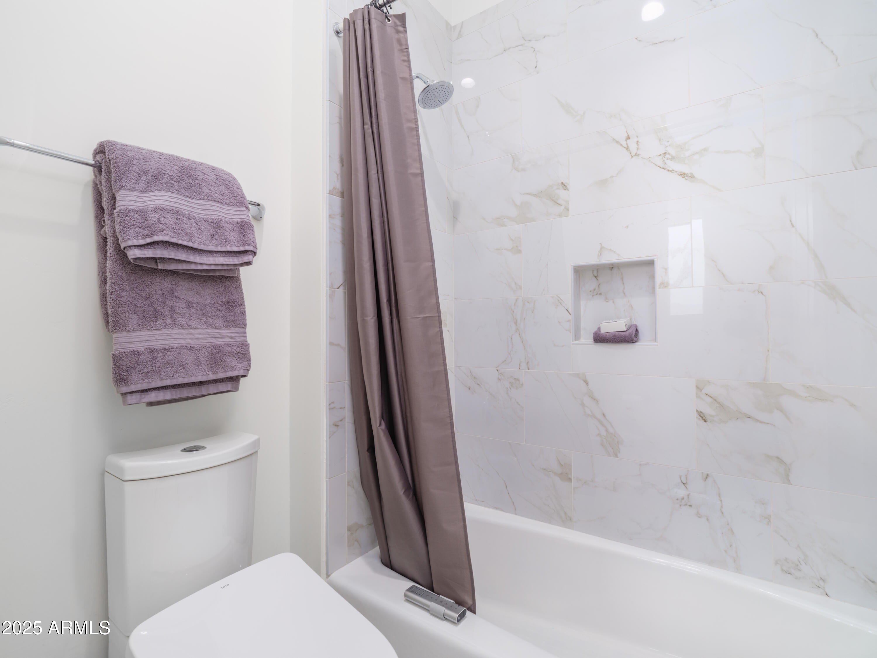 29420 North Verde River Way West Rio Verde, AZ 85263 - Photo 35 of 74 Shower/Tub Room