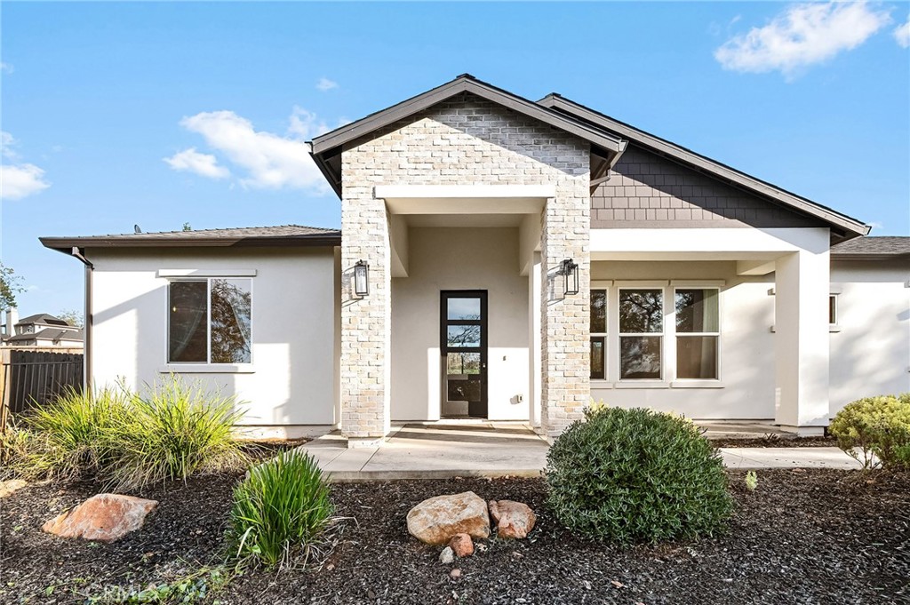 96 Valley View Drive Paradise, CA 95969 - Photo 11 of 47 a view of a house with a yard