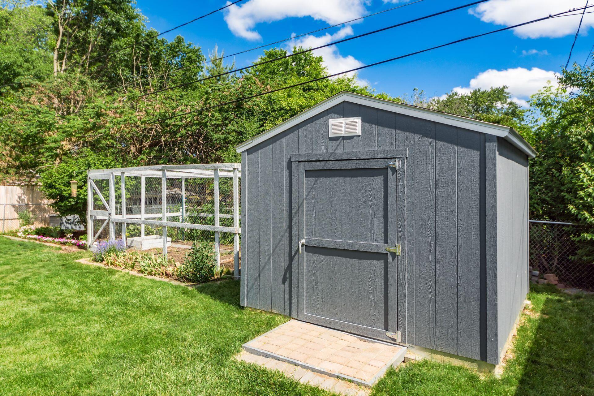 2234 Nottingham Road Columbus, OH 43221 - Photo 30 of 35 Storage shed.