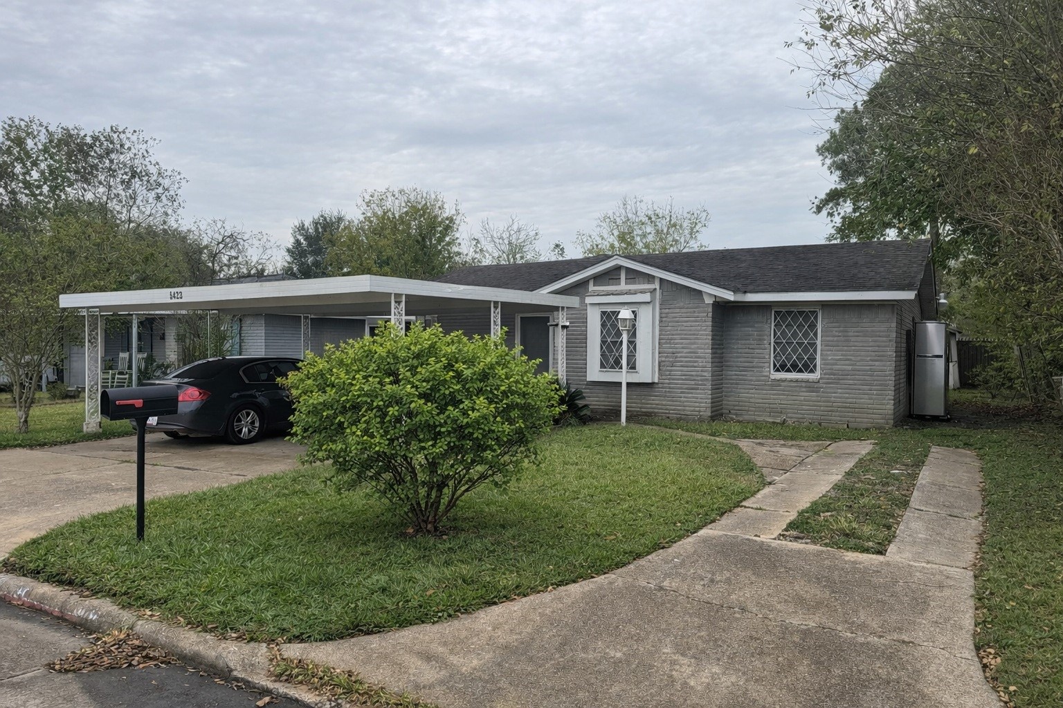 5423 Grace Point Lane Houston, TX 77048 - Photo 1 of 6