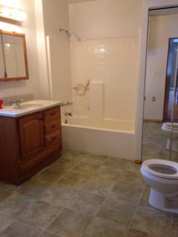 9453 Swaffer Road Vassar, MI 48768 - Photo 11 of 14 20458432-10.JPG