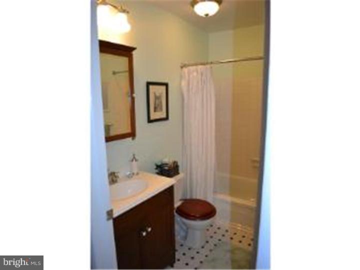 167-5 Echelon Road Voorhees, NJ 08043 - Photo 12 of 24 Bathroom