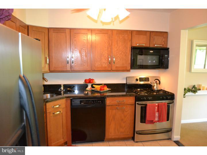167-5 Echelon Road Voorhees, NJ 08043 - Photo 9 of 24 Kitchen