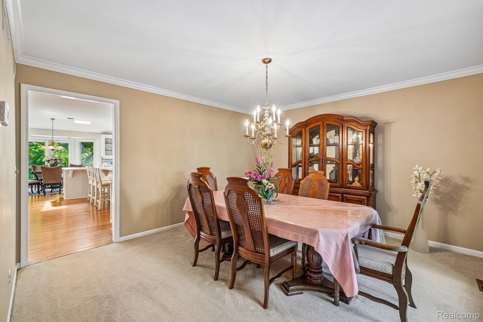 4523 Rivers Edge Drive Troy, MI 48098 - Photo 12 of 66 12-web-or-mls-Rivers Edge Dr-S0306-012.jpg