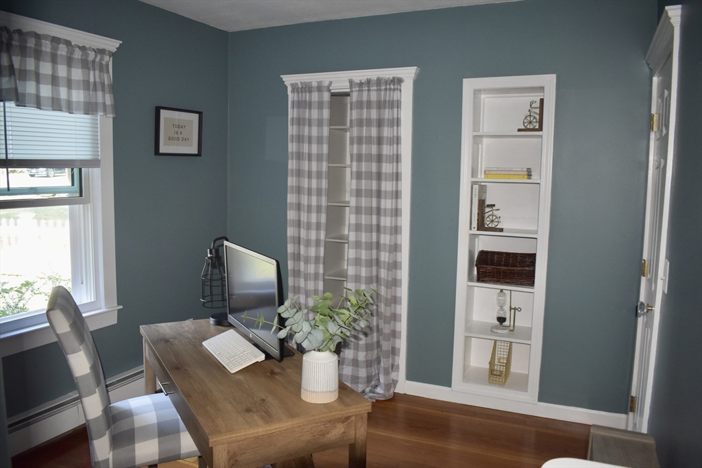 8 Moore Road Westford, MA 01886 - Photo 8 of 17 Gallery Image 8