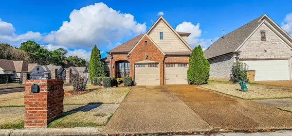 $270,000 | 6830 Lagrange Circle North, Cordova, TN 38018