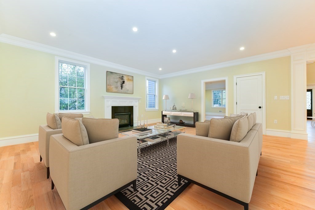 26 Kennedy Road Stoughton, MA 02072 - Photo 5 of 41