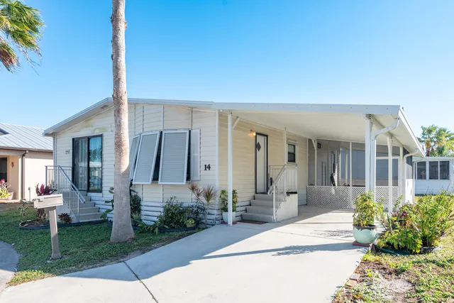 $1,100 | 14 Jacaranda Lane, Port St. Lucie, FL 34952