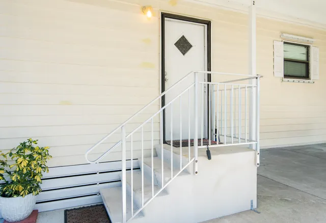 $1,100 | 14 Jacaranda Lane, Port St. Lucie, FL 34952