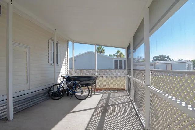 $1,100 | 14 Jacaranda Lane, Port St. Lucie, FL 34952