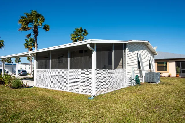 $1,100 | 14 Jacaranda Lane, Port St. Lucie, FL 34952