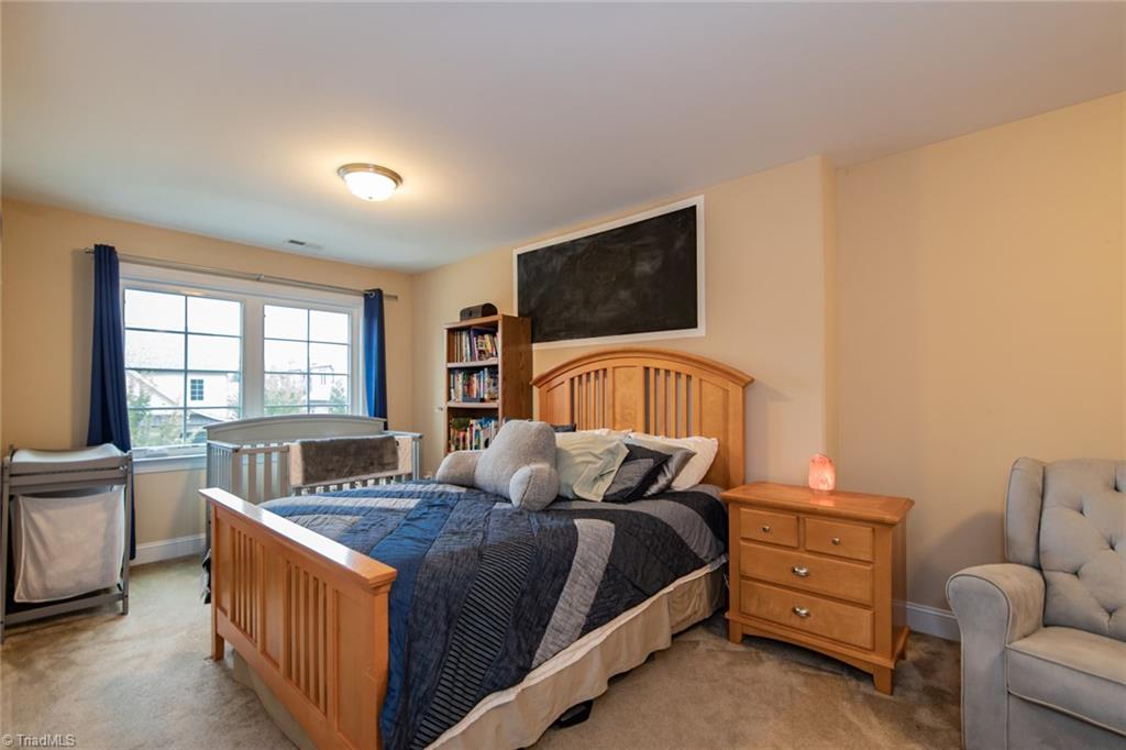 660 Nikyle Circle High Point, NC 27265 - Photo 22 of 27 3rd bedroom