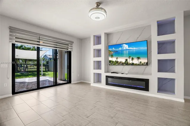 $4,550 | 8197 Hanoverian Drive, Lake Worth, FL 33467