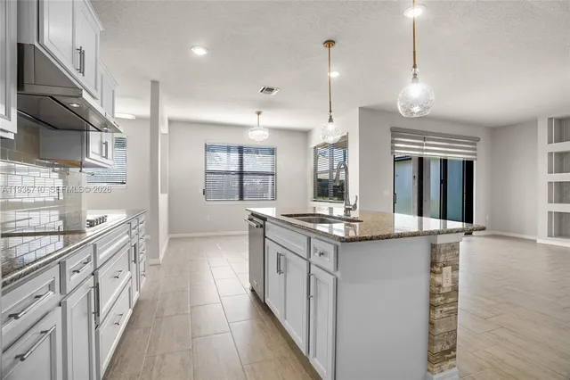 $4,900 | 8197 Hanoverian Drive, Lake Worth, FL 33467