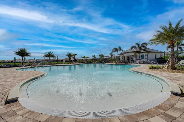 $4,550 | 8197 Hanoverian Drive, Lake Worth, FL 33467