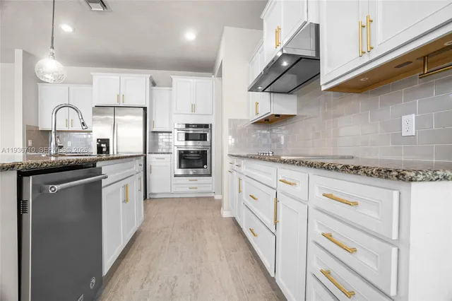 $4,550 | 8197 Hanoverian Drive, Lake Worth, FL 33467