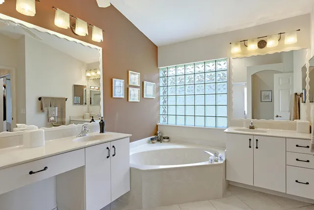 $5,000 | Undisclosed Address, Boynton Beach, FL 33472