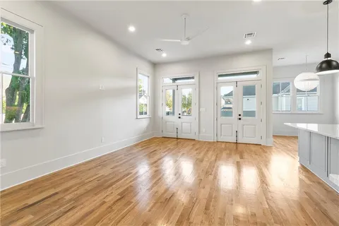 $849,000 | 620 Bellecastle Street, New Orleans, LA 70115