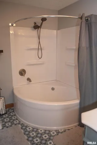 $134,900 | 714 7th Avenue, Erie, IL 61250