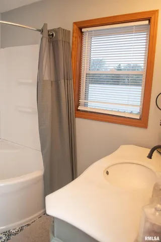 $134,900 | 714 7th Avenue, Erie, IL 61250