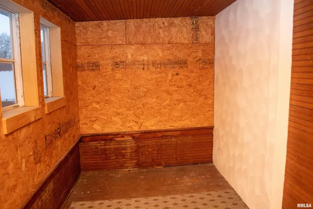 $134,900 | 714 7th Avenue, Erie, IL 61250