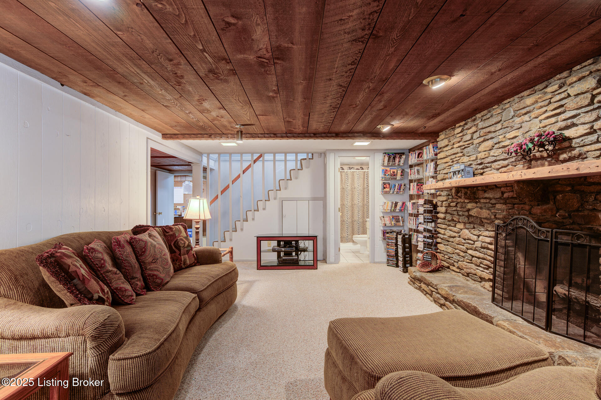 4202 Evergreen Road Crestwood, KY 40014 - Photo 23 of 55 Lower Level Greatroom