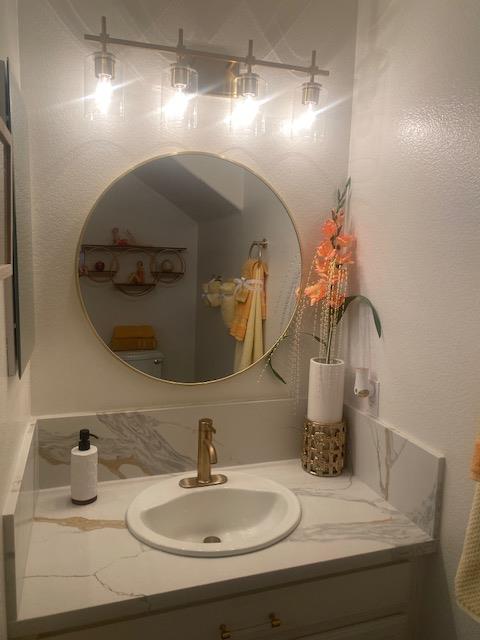 3497 Foxmore Lane Rescue, CA 95672 - Photo 29 of 83 Hall Half Bath