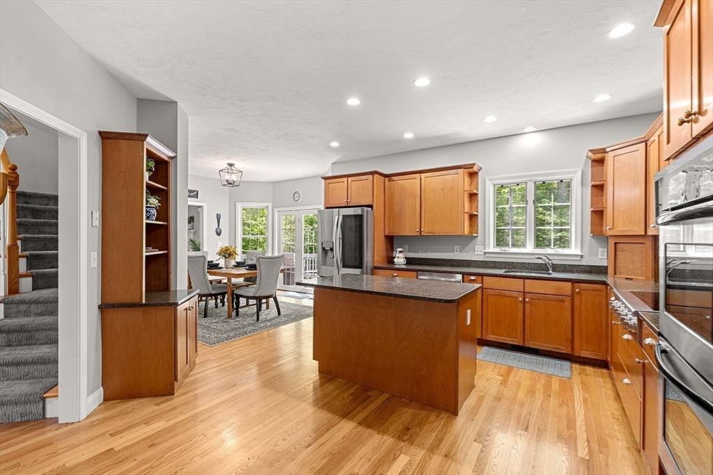 193 Gratuity Road Groton, MA 01450 - Photo 3 of 42