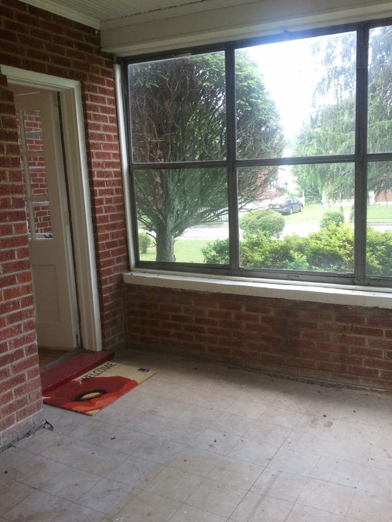 2450 Livingston Road Southwest Roanoke, VA 24015 - Photo 19 of 27 sunroom door ext