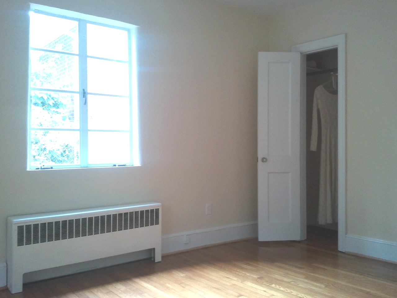 2450 Livingston Road Southwest Roanoke, VA 24015 - Photo 21 of 27 Bedroom 1- 2