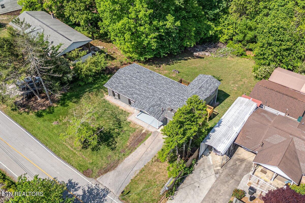 513 West Ridgecrest Drive Kingston, TN 37763 - Photo 1 of 58 RC 4