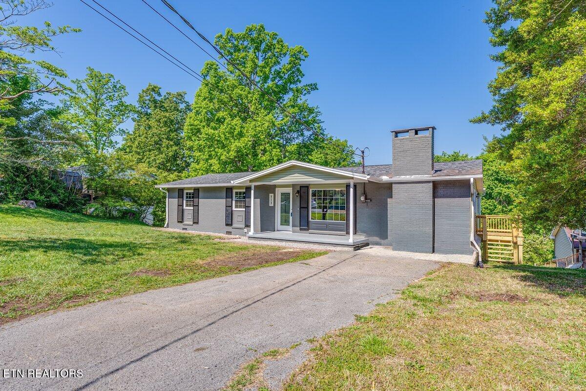 513 West Ridgecrest Drive Kingston, TN 37763 - Photo 3 of 58 RC 2