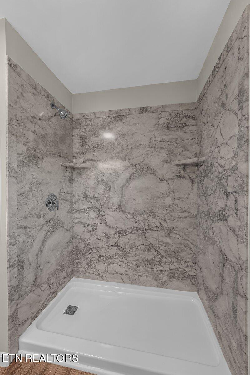 513 West Ridgecrest Drive Kingston, TN 37763 - Photo 44 of 58 RC 44
