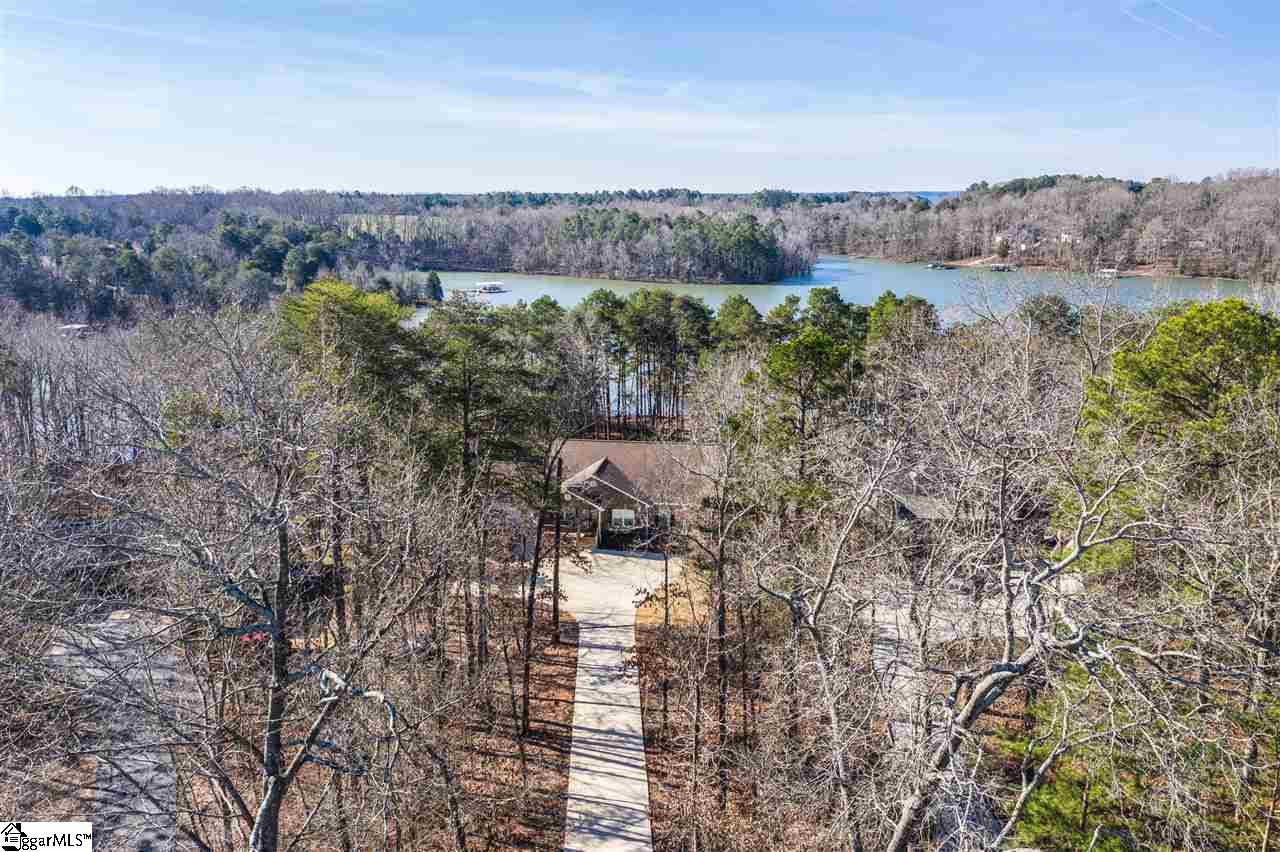 1021 Pintail Point Road Anderson, SC 29626 - Photo 3 of 36 Gallery Image 3