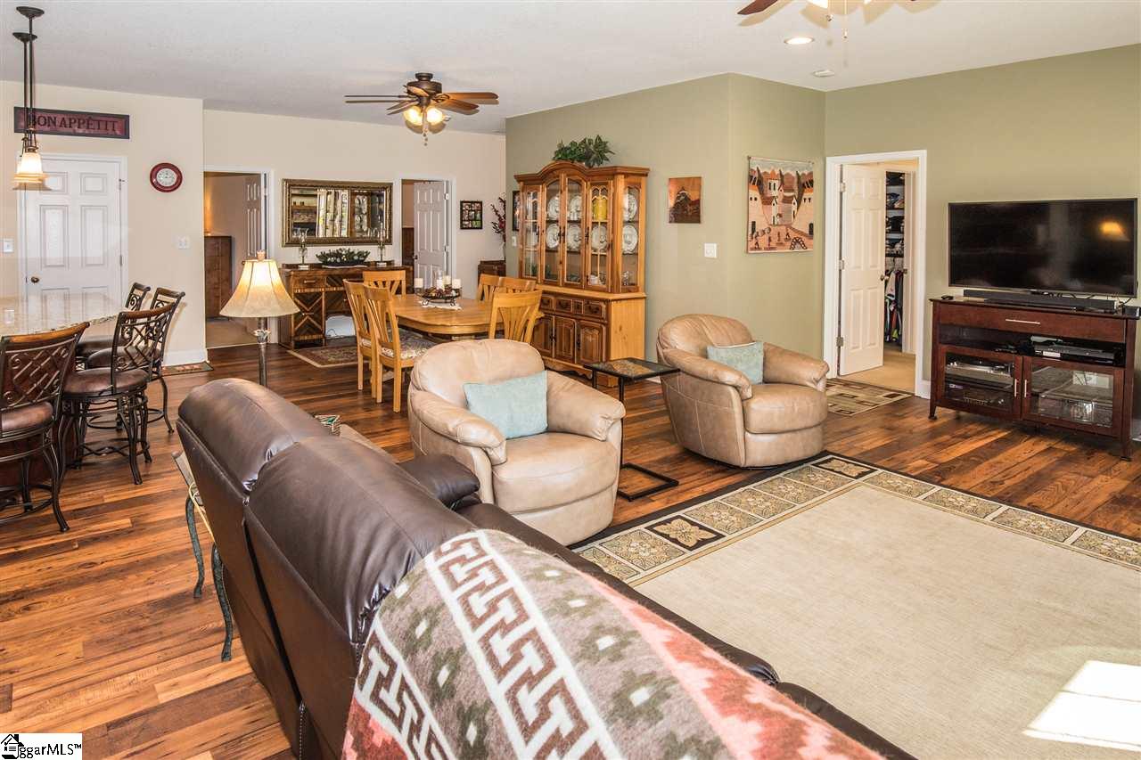 1021 Pintail Point Road Anderson, SC 29626 - Photo 5 of 36 Gallery Image 5