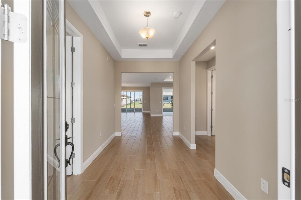 10203 Southwest 82nd Place Road Ocala, FL 34481 - Photo 7 of 42 Gallery Image 7