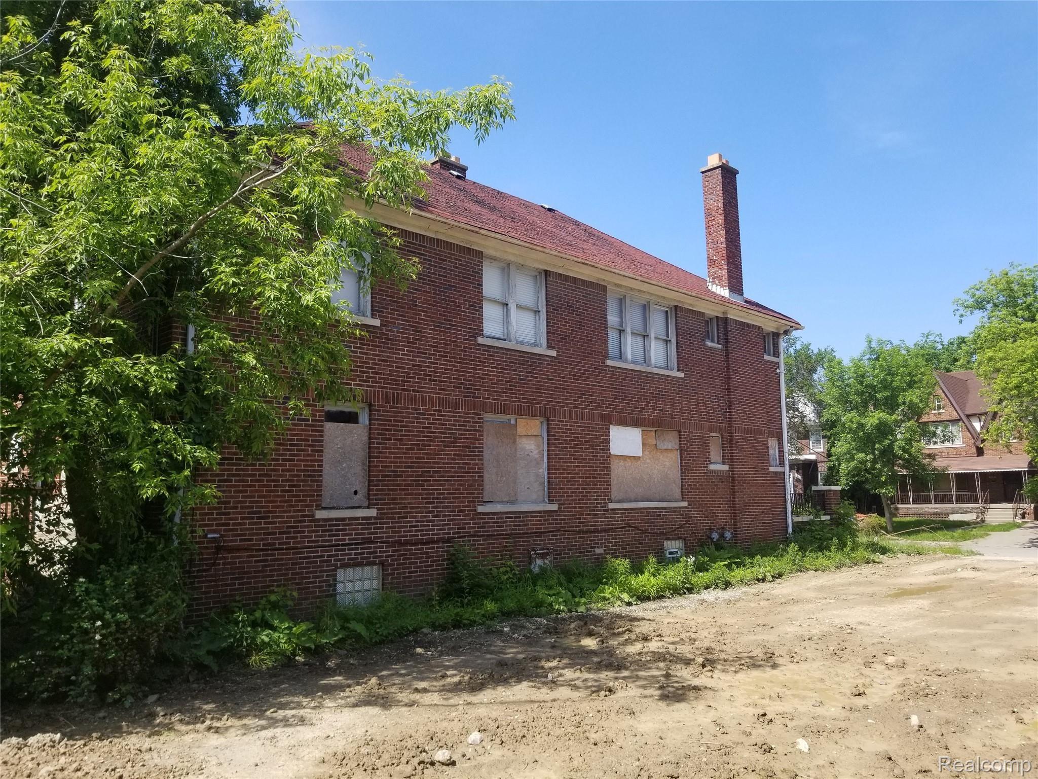 3453 Devonshire Road Detroit, MI 48224 - Photo 25 of 27 20190606_155313.jpg