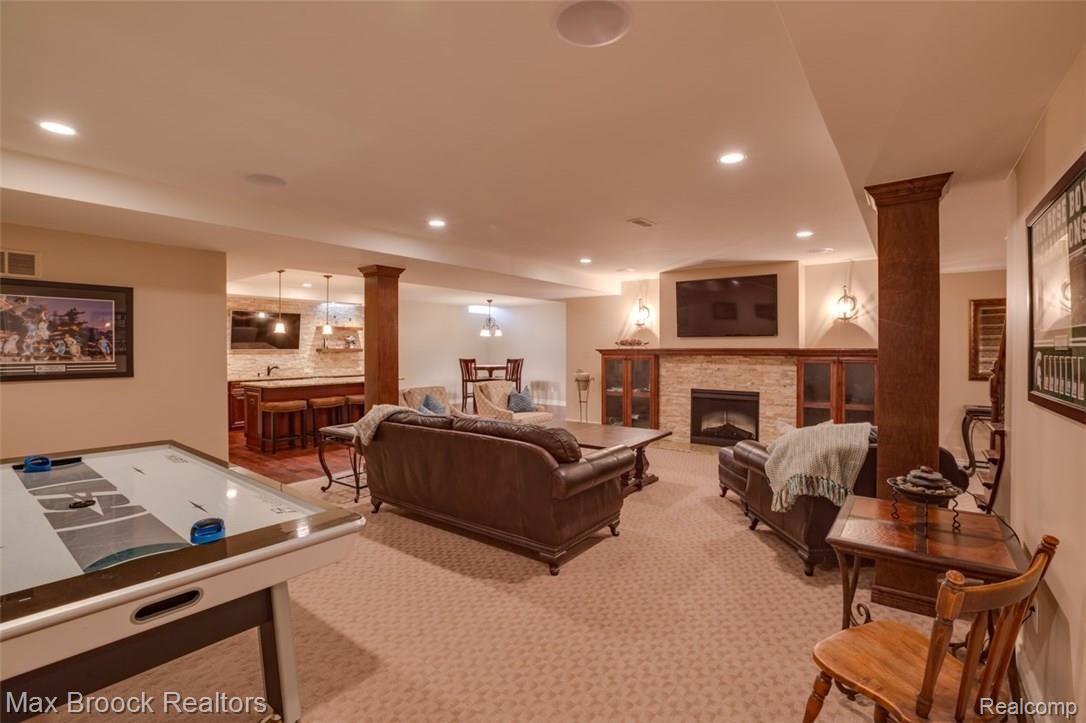 2766 North Addison Circle Rochester, MI 48306 - Photo 53 of 69 50 2766 Addison Circle_.jpg