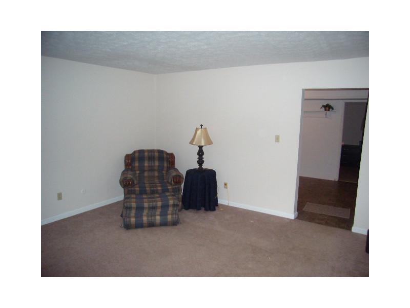 643 Villa Road, Unit J Springfield, OH 45503 - Photo 9 of 17