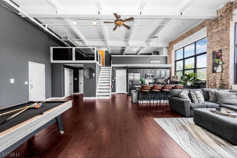 350 Scotland Road Orange, NJ 07050 - Photo 3 of 18