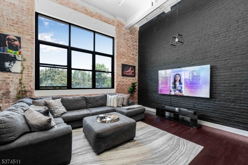 350 Scotland Road Orange, NJ 07050 - Photo 7 of 18