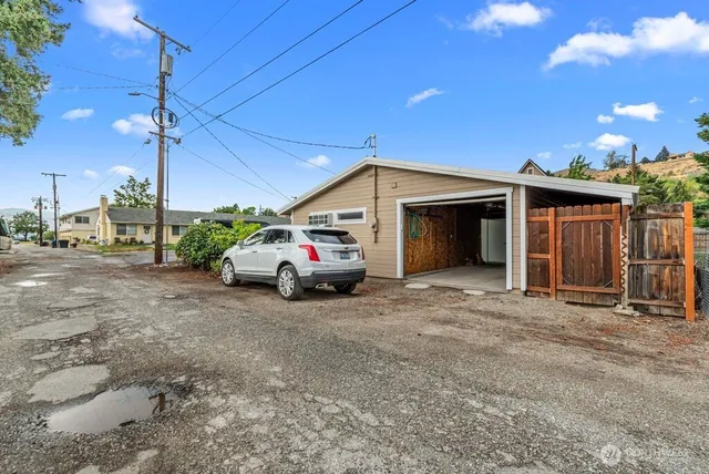 a view of a car garage