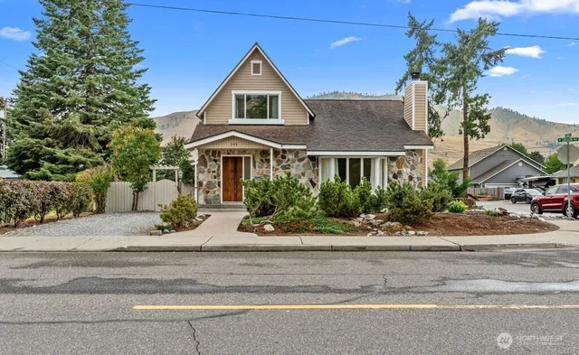 front view of house with a yard