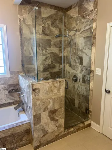 $2,650 | 8 Amsterdam Lane, Simpsonville, SC 29681