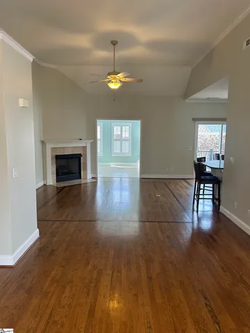 $2,650 | 8 Amsterdam Lane, Simpsonville, SC 29681