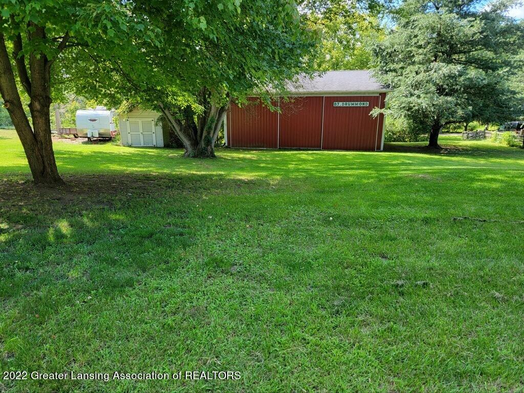 8591 Coleman Road Haslett, MI 48840 - Photo 4 of 149 Spacious Front Yard & Pole Barn