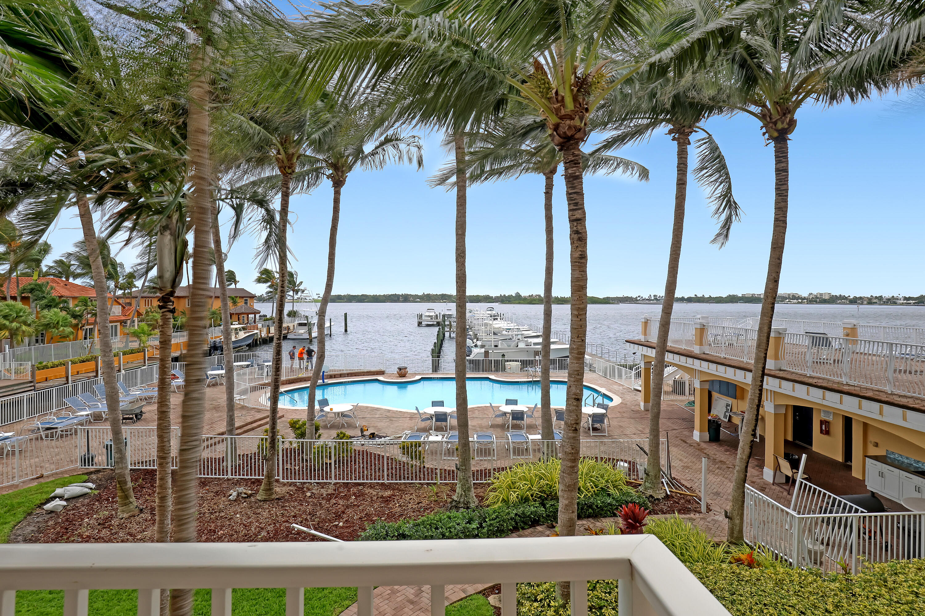 149 Harbors Way Boynton Beach, FL 33435 - Photo 12 of 33 149 Harbors Way (11)